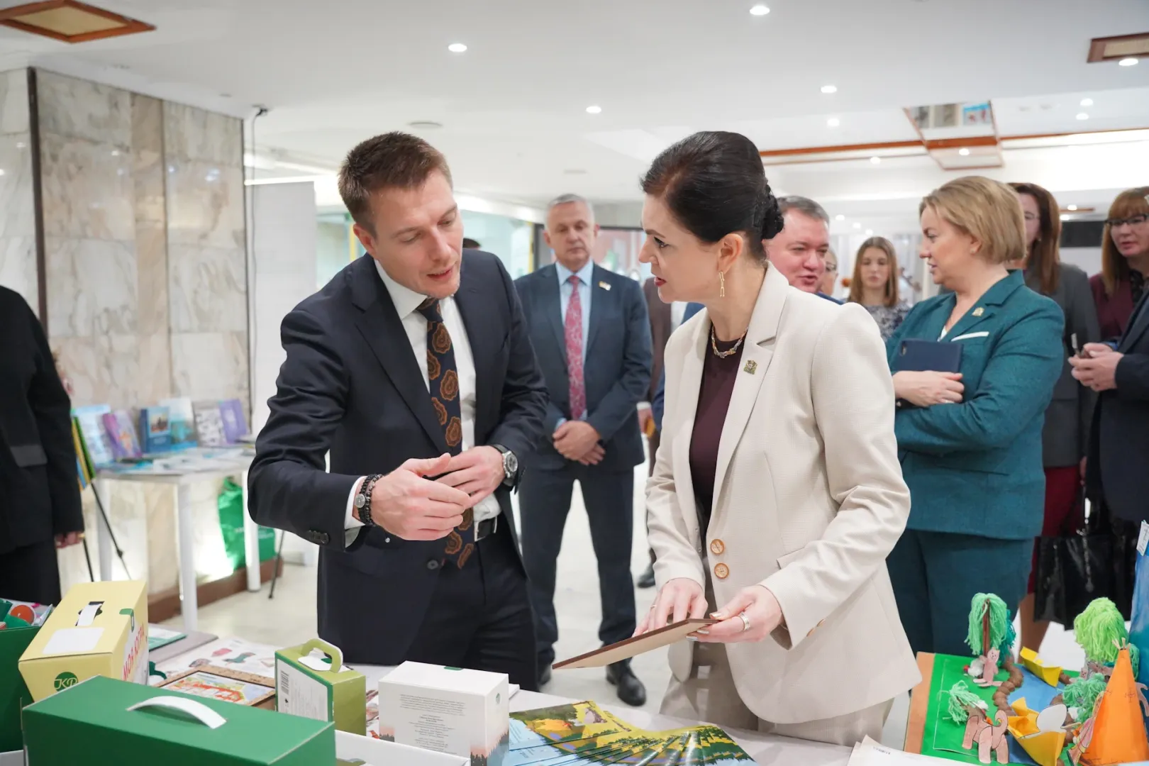 В Югре появятся новые учебники по истории региона