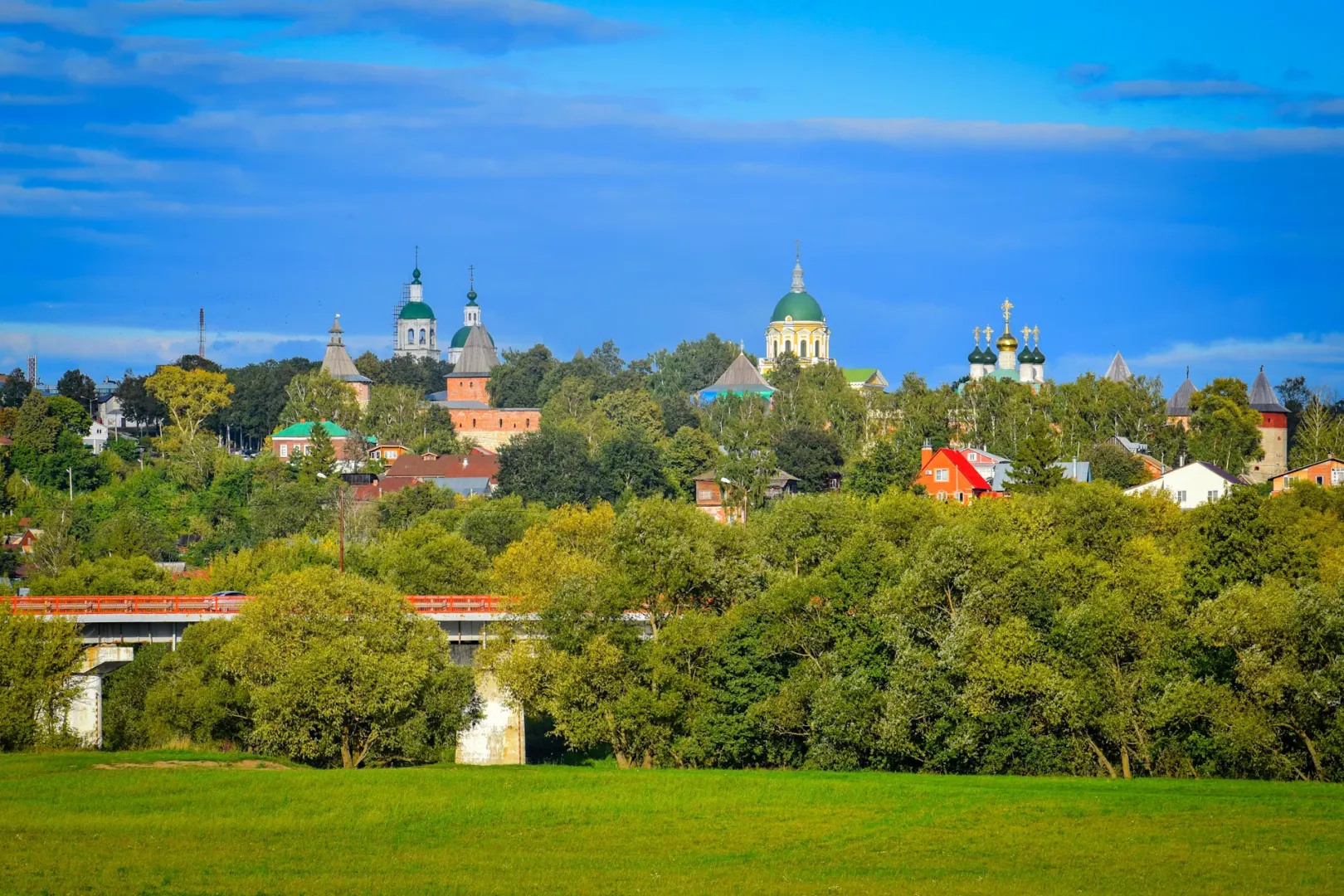 Сбежать в XVI век на выходные: Зарайск — идеальный город для семейного приключения